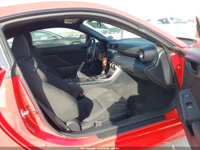 Продажа на аукционе авто 2022 Toyota Gr86, vin: JF1ZNBC15N8751652, номер лота: 45662686