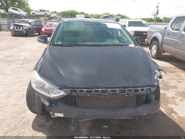 45662687 :رقم المزاد ، 5NPD74LF2HH110390 vin ، 2017 Hyundai Elantra Se مزاد بيع