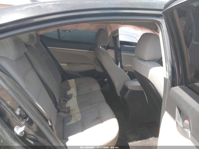 45662687 :رقم المزاد ، 5NPD74LF2HH110390 vin ، 2017 Hyundai Elantra Se مزاد بيع