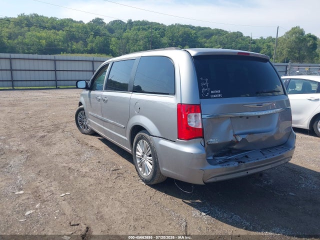 Продажа на аукционе авто 2015 Chrysler Town & Country Touring-l, vin: 2C4RC1CGXFR731286, номер лота: 45662695