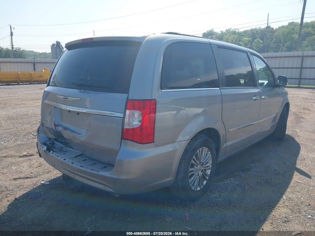 Продажа на аукционе авто 2015 Chrysler Town & Country Touring-l, vin: 2C4RC1CGXFR731286, номер лота: 45662695