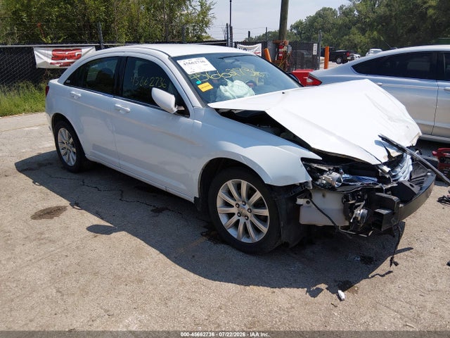 2012 Chrysler 200 Touring მანქანა იყიდება აუქციონზე, vin: 1C3CCBBB7CN210427, აუქციონის ნომერი: 45662736