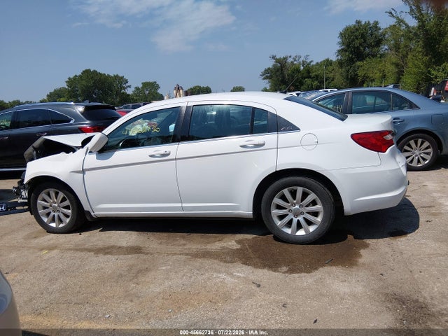 45662736 :رقم المزاد ، 1C3CCBBB7CN210427 vin ، 2012 Chrysler 200 Touring مزاد بيع