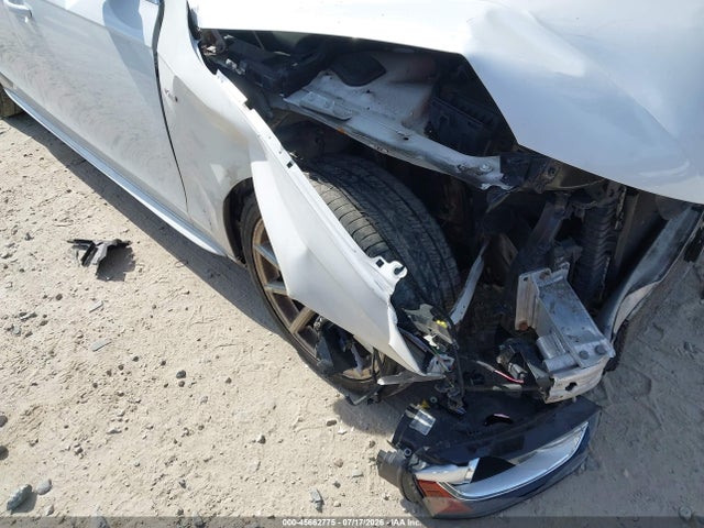 45662775 :رقم المزاد ، WAUFFAFL9EN015488 vin ، 2014 Audi A4 2.0t Premium مزاد بيع