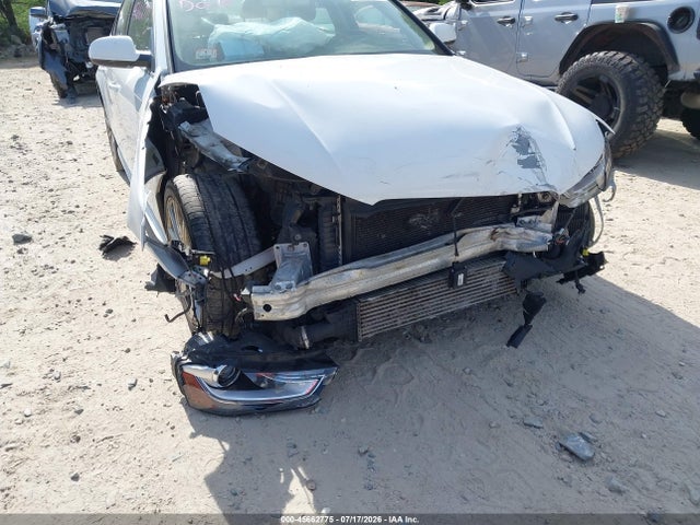 45662775 :رقم المزاد ، WAUFFAFL9EN015488 vin ، 2014 Audi A4 2.0t Premium مزاد بيع