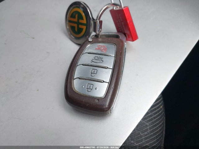 45662798 :رقم المزاد ، 5NPD84LF7HH211535 vin ، 2017 Hyundai Elantra Value Edition مزاد بيع