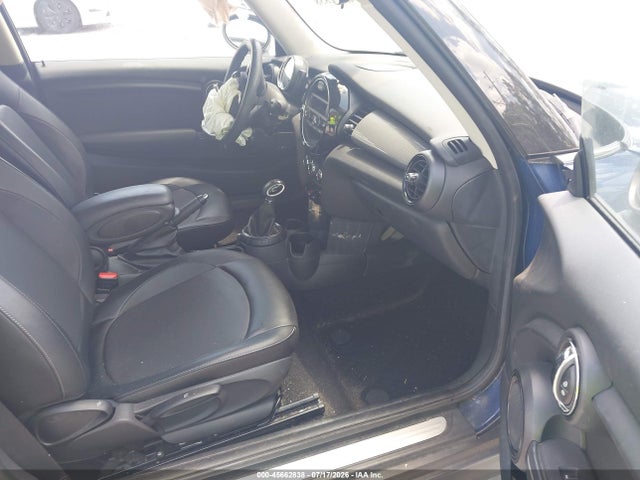 Продажа на аукционе авто 2014 Mini Hardtop Cooper, vin: WMWXM5C5XET935410, номер лота: 45662838