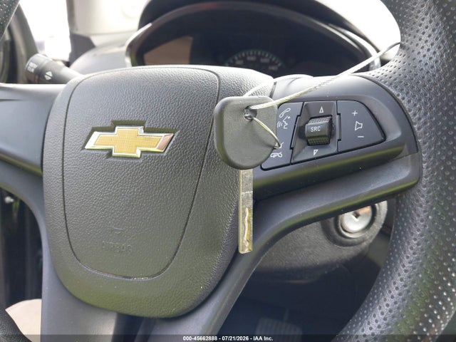 3GNCJKSB7LL173226 Chevrolet Trax Fwd Ls