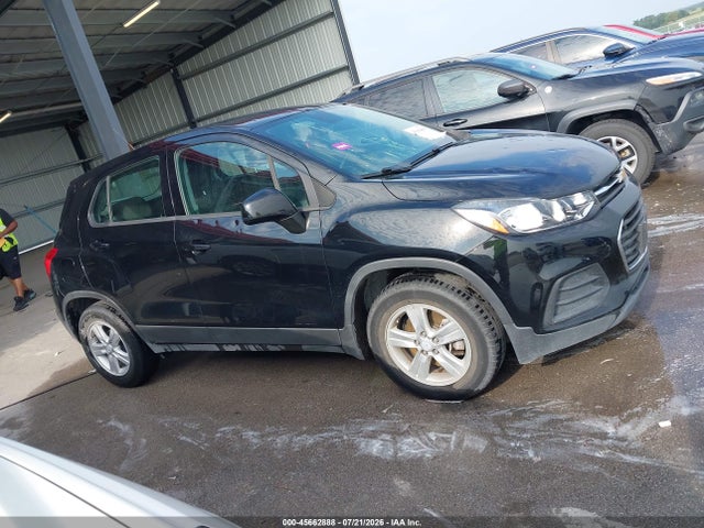 3GNCJKSB7LL173226 Chevrolet Trax Fwd Ls