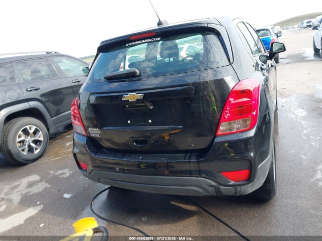 3GNCJKSB7LL173226 Chevrolet Trax Fwd Ls