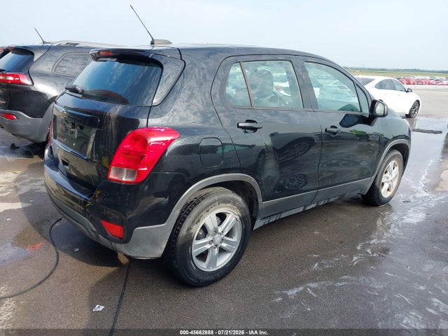 3GNCJKSB7LL173226 Chevrolet Trax Fwd Ls