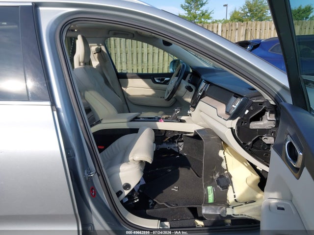 Aukcja sprzedaży 2018 Volvo Xc60 T5 Inscription, vin: YV4102RLXJ1045436, numer aukcji: 45662898
