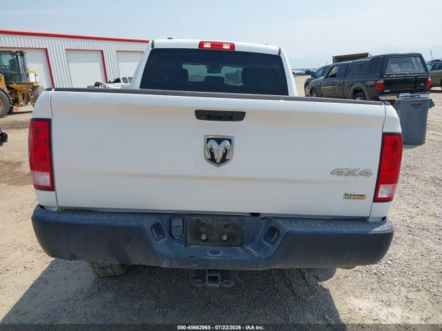 45662965 :رقم المزاد ، 1C6RR7FG3KS645542 vin ، 2019 Ram 1500 Classic Tradesman  4x4 6'4 Box مزاد بيع