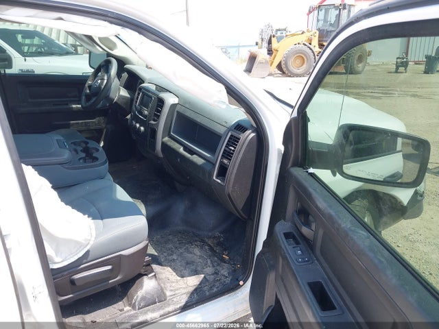 45662965 :رقم المزاد ، 1C6RR7FG3KS645542 vin ، 2019 Ram 1500 Classic Tradesman  4x4 6'4 Box مزاد بيع