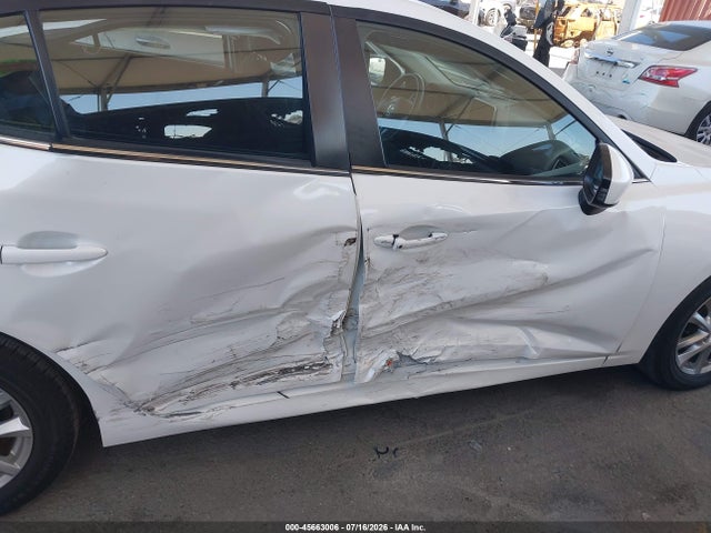 Продаж на аукціоні авто 2016 Mazda Mazda3 I Touring, vin: JM1BM1L77G1327978, номер лоту: 45663006
