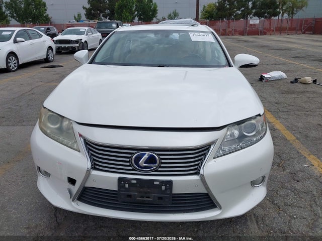 2014 Lexus Es 300h მანქანა იყიდება აუქციონზე, vin: JTHBW1GG2E2066026, აუქციონის ნომერი: 45663017