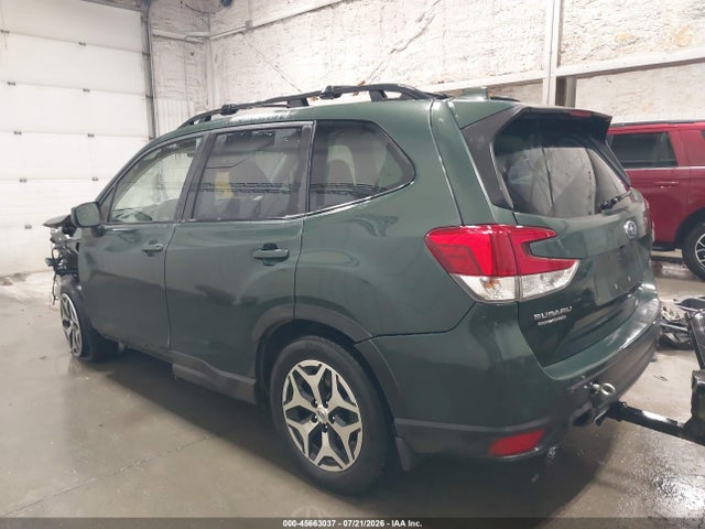 Продаж на аукціоні авто 2023 Subaru Forester Premium, vin: JF2SKAEC4PH495733, номер лоту: 45663037