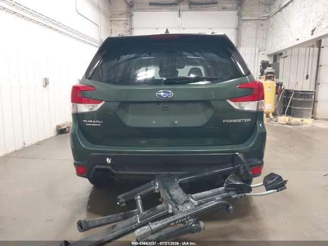Продаж на аукціоні авто 2023 Subaru Forester Premium, vin: JF2SKAEC4PH495733, номер лоту: 45663037