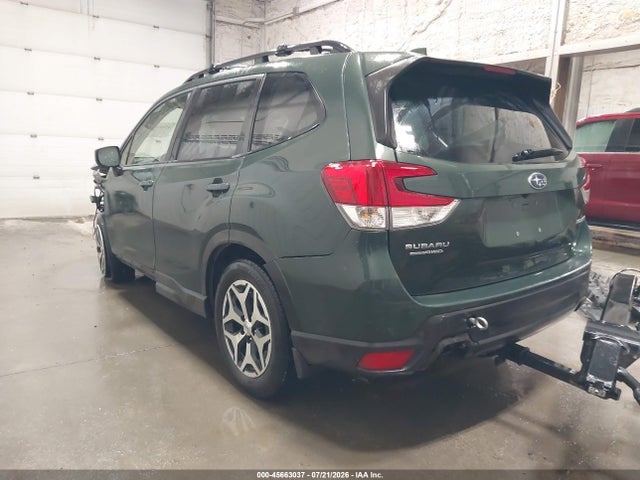 Продаж на аукціоні авто 2023 Subaru Forester Premium, vin: JF2SKAEC4PH495733, номер лоту: 45663037