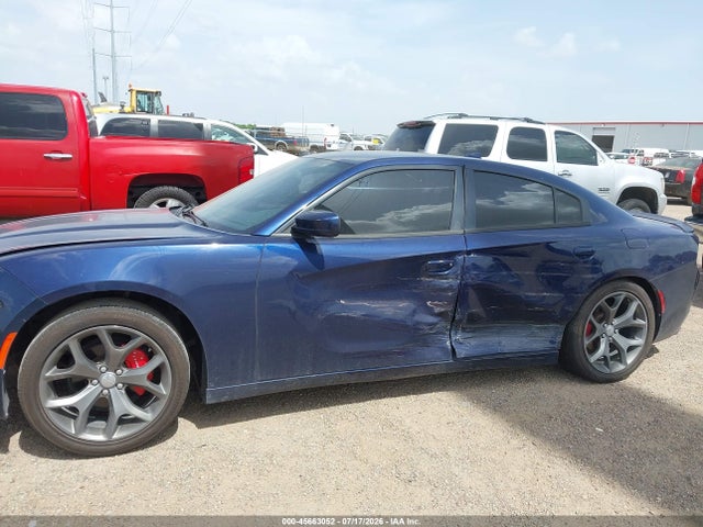 2015 Dodge Charger Sxt მანქანა იყიდება აუქციონზე, vin: 2C3CDXHG5FH795616, აუქციონის ნომერი: 45663052