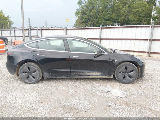 2018 Tesla Model 3 Long Range/performance მანქანა იყიდება აუქციონზე, vin: 5YJ3E1EB1JF070852, აუქციონის ნომერი: 45663053