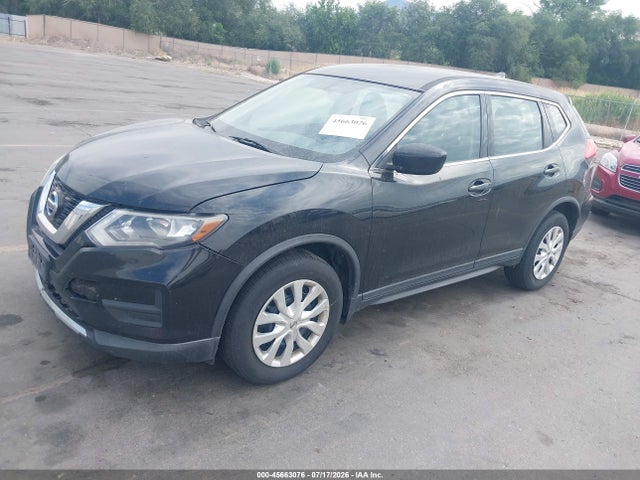 Nissan ROGUE S 2017 KNMAT2MV6HP541618 Image 2