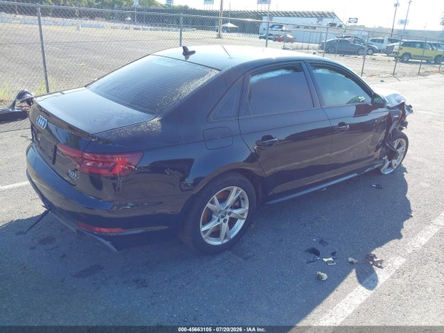 45663105 :رقم المزاد ، WAUDNAF4XJN017232 vin ، 2018 Audi A4 2.0t Premium/2.0t Tech Premium مزاد بيع