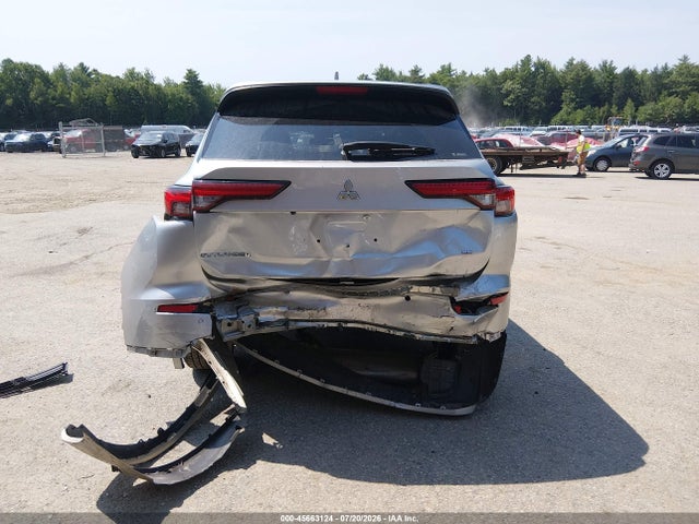 Продаж на аукціоні авто 2022 Mitsubishi Outlander Black Edition S-awc/se 2.5 S-awc/se Launch Edition S-awc, vin: JA4J4UA80NZ049698, номер лоту: 45663124