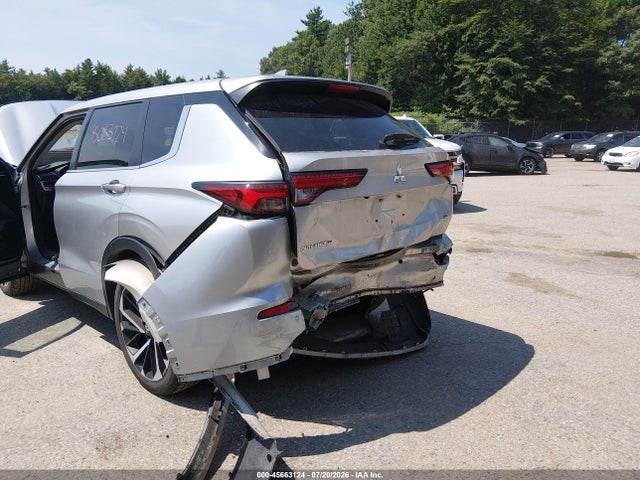 Продаж на аукціоні авто 2022 Mitsubishi Outlander Black Edition S-awc/se 2.5 S-awc/se Launch Edition S-awc, vin: JA4J4UA80NZ049698, номер лоту: 45663124