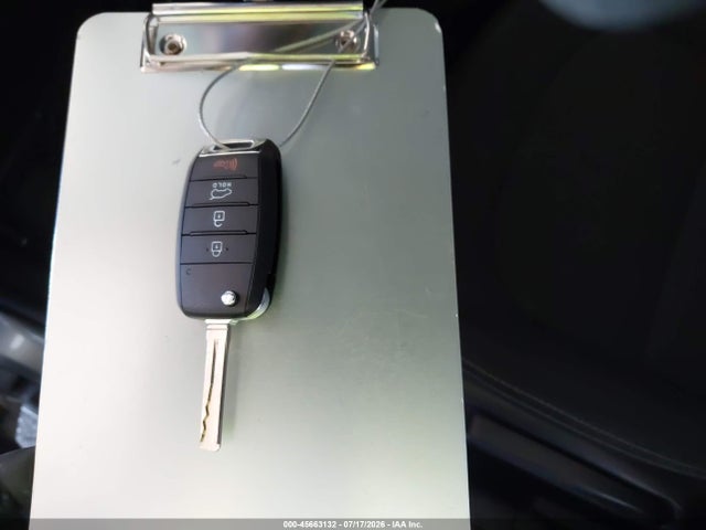 KIA SOUL + 2018 KNDJP3A56J7596445 Image 11