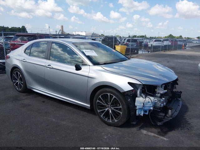 2018 Toyota Camry Se მანქანა იყიდება აუქციონზე, vin: 4T1B11HK6JU501207, აუქციონის ნომერი: 45663148