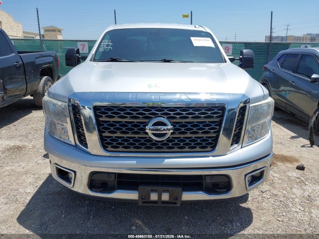 1N6AA1E68HN570831 Nissan TITAN SV