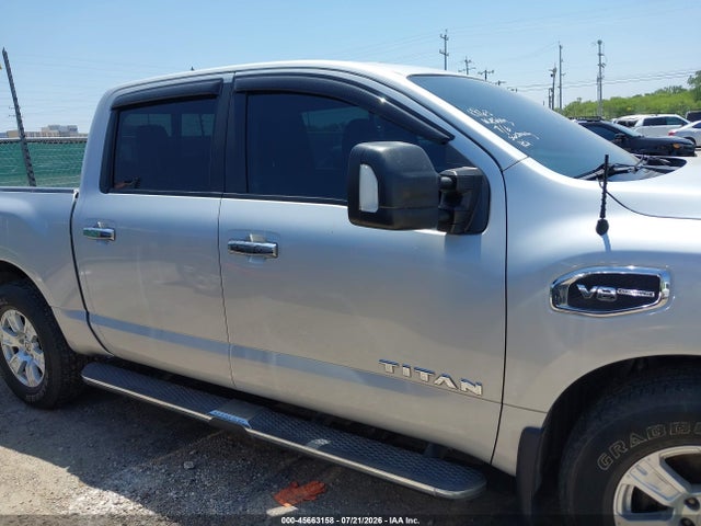 1N6AA1E68HN570831 Nissan TITAN SV