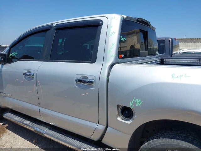 1N6AA1E68HN570831 Nissan TITAN SV