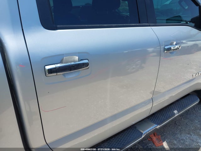 1N6AA1E68HN570831 Nissan TITAN SV