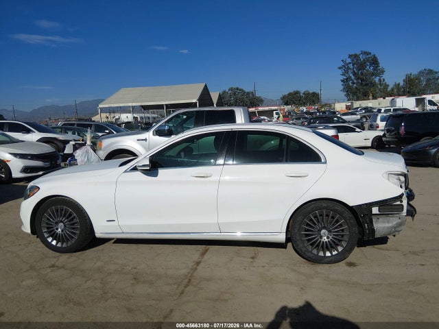 Aukcja sprzedaży 2016 Mercedes-benz C 300, vin: 55SWF4JB8GU172268, numer aukcji: 45663180