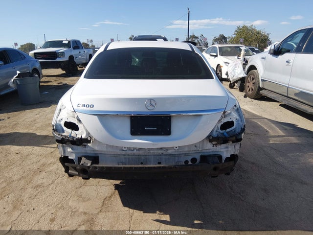 Aukcja sprzedaży 2016 Mercedes-benz C 300, vin: 55SWF4JB8GU172268, numer aukcji: 45663180