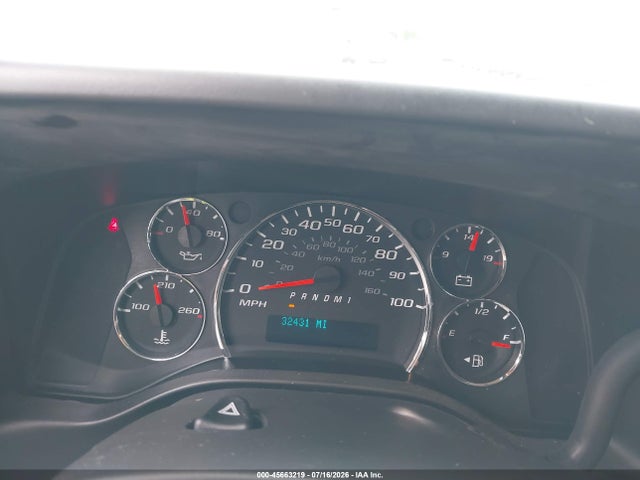 Chevrolet Express 2500 Work Van 2018 1GCWGAFG1J1288848 Image 7