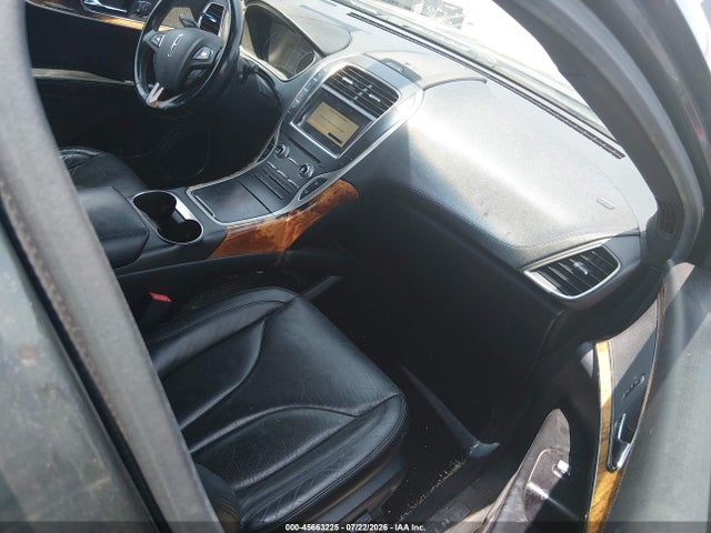 Продажа на аукционе авто 2017 Lincoln Mkx Reserve, vin: 2LMPJ8LR5HBL26097, номер лота: 45663225