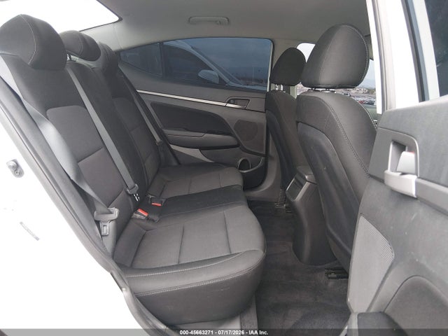 Hyundai ELANTRA SEL 2018 5NPD84LF6JH221527 Image 8
