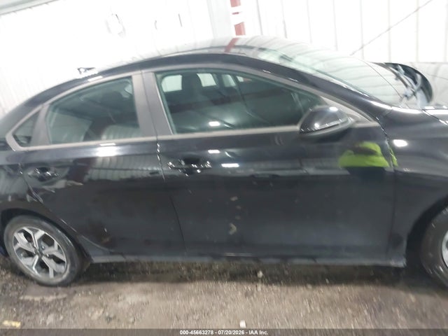 Продажа на аукционе авто 2021 Kia Forte Lxs, vin: 3KPF24AD3ME333271, номер лота: 45663278