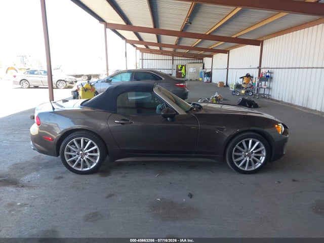 Fiat 124 Spider Lusso 2017 JC1NFAEK5H0110913 Image 13