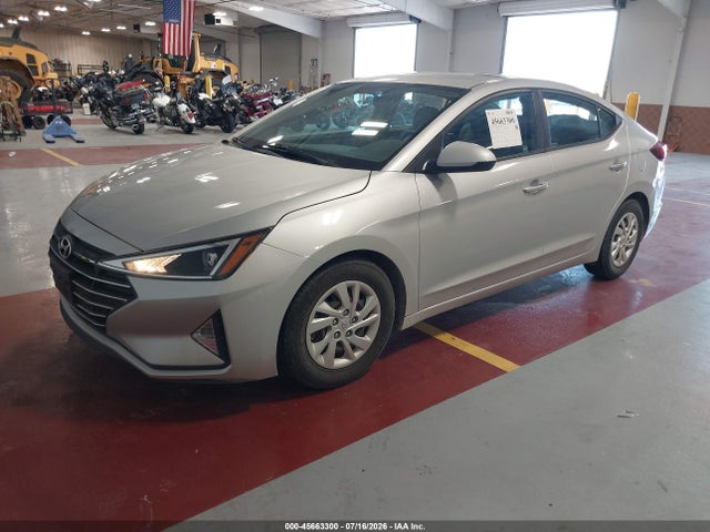Hyundai ELANTRA SE 2019 5NPD74LF9KH487595 Image 2