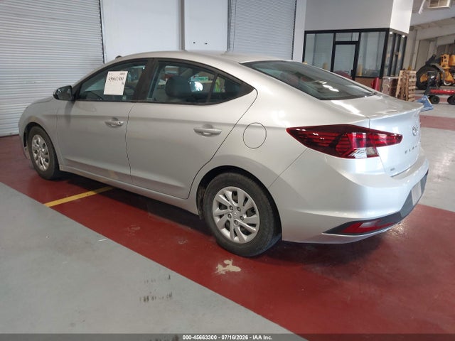 Hyundai ELANTRA SE 2019 5NPD74LF9KH487595 Image 3