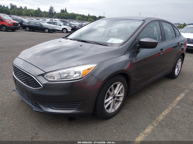Ford FOCUS SE 2018 1FADP3F28JL327436 Image 2