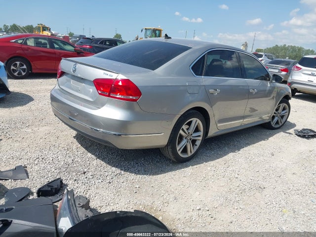 Продаж на аукціоні авто 2012 Volkswagen Passat 2.0l Tdi Se, vin: 1VWBN7A36CC023729, номер лоту: 45663322