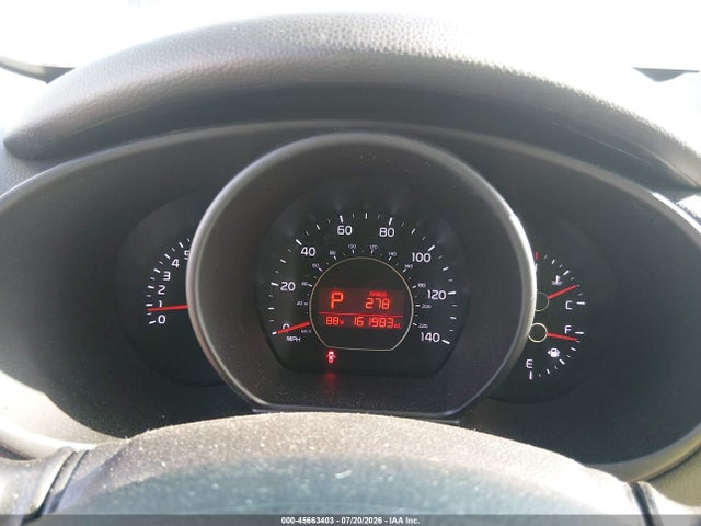 2016 Kia Soul + მანქანა იყიდება აუქციონზე, vin: KNDJP3A50G7379286, აუქციონის ნომერი: 45663403