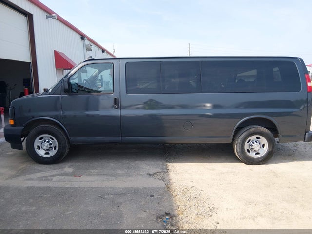 Chevrolet Express 3500 Ls 2017 1GAZGNFG9H1294484 Image 15