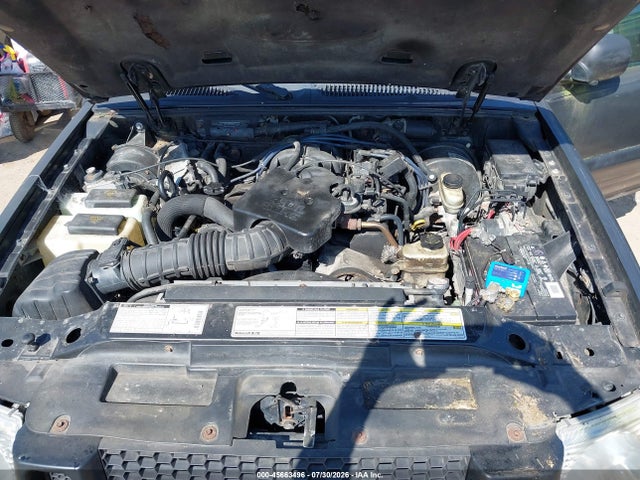 45663496 :رقم المزاد ، 1FMZU77E01UC00257 vin ، 2001 Ford Explorer Sport Trac مزاد بيع
