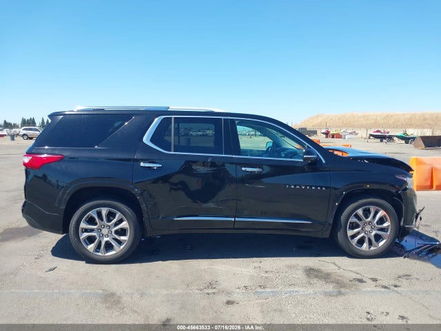 Chevrolet Traverse Premier 2018 1GNERKKW5JJ242472 Image 13